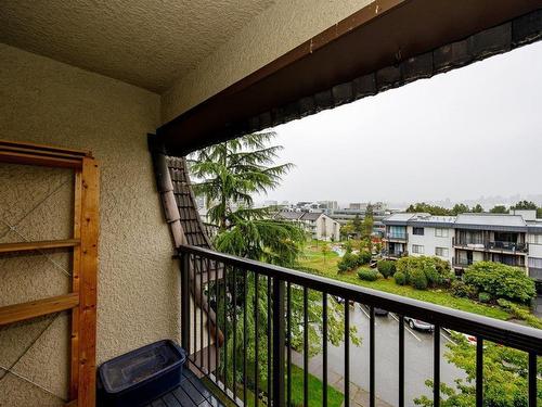 305 252 W 2Nd Street, North Vancouver, BC 