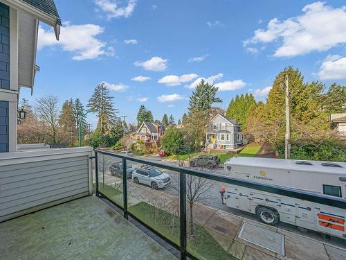 3 115 Queens Road, North Vancouver, BC 