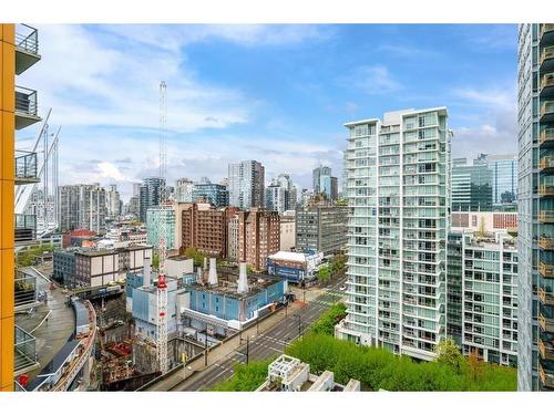 1806 111 W Georgia Street, Vancouver, BC 