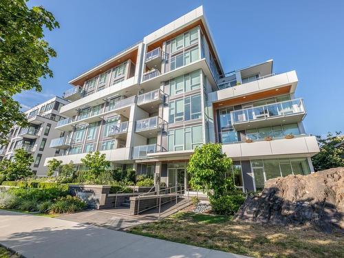 301 4988 Cambie Street, Vancouver, BC 