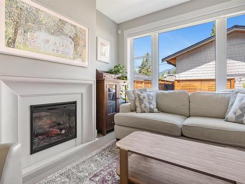 2 234 W 18Th Street, North Vancouver, BC 