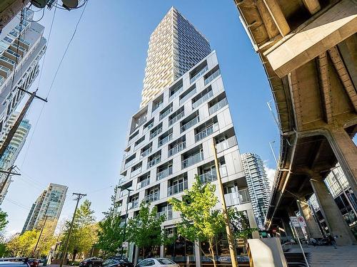 301 1480 Howe Street, Vancouver, BC 