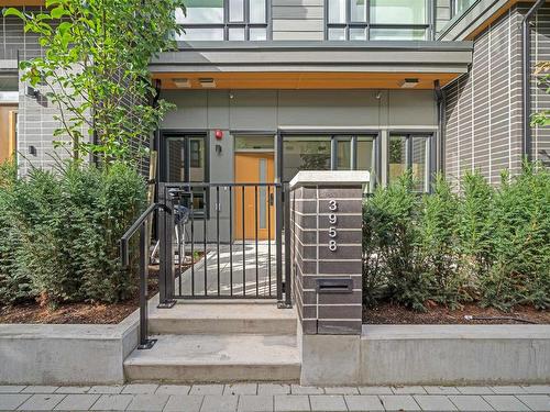 3958 Dumfries Street, Vancouver, BC 