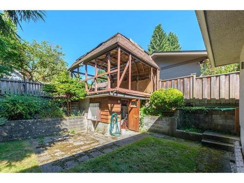 1483 Fulton Avenue, West Vancouver, BC 