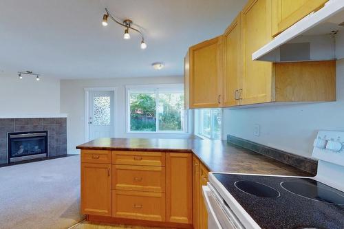 5683 Emily Way, Sechelt, BC 