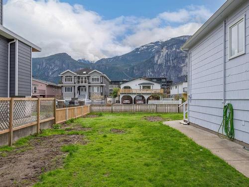 38023 Fifth Avenue, Squamish, BC 