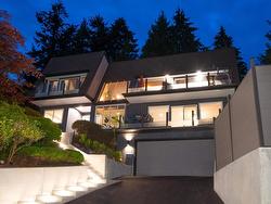 324 MONTROYAL BOULEVARD  North Vancouver, BC V7N 4E5