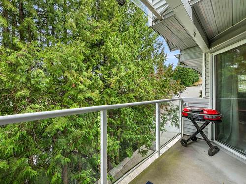 401 5335 Hastings Street, Burnaby, BC 