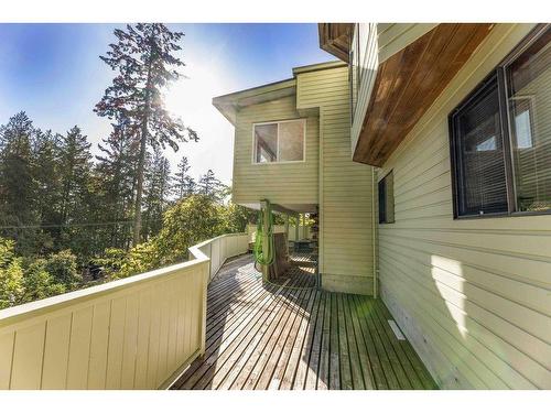 5910 Sunshine Coast Highway, Sechelt, BC 