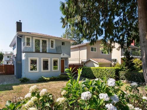 1379 Hope Road, North Vancouver, BC 