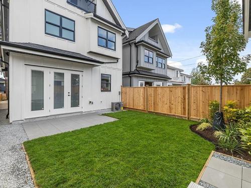 2 533 E 51St Avenue, Vancouver, BC 