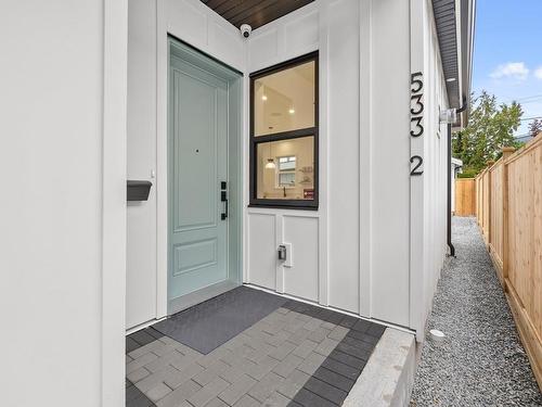 2 533 E 51St Avenue, Vancouver, BC 