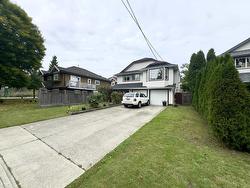 585 ALDERSON AVENUE  Coquitlam, BC V3K 1T4