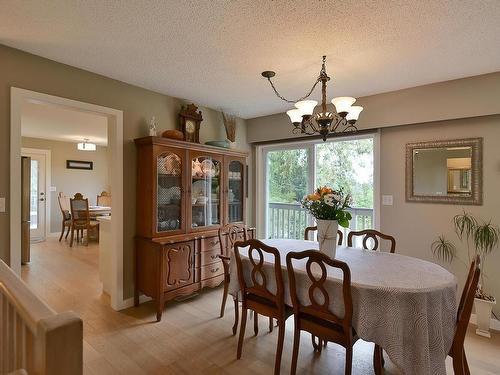 5513 Wakefield Road, Sechelt, BC 