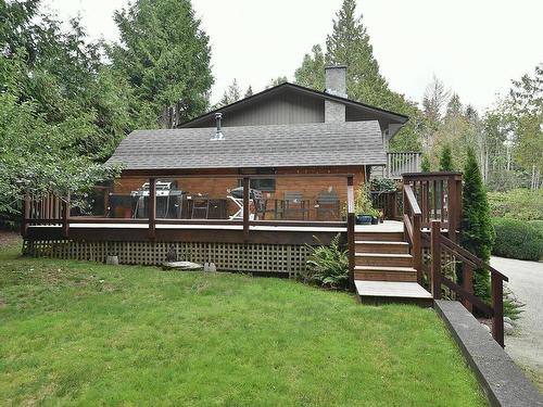 5513 Wakefield Road, Sechelt, BC 