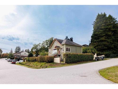 589 Seaview Road, Gibsons, BC 