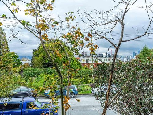 201 1990 W 6 Avenue, Vancouver, BC 