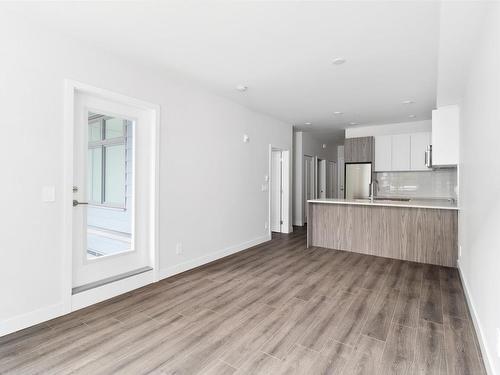 309 5523 Hastings Street, Burnaby, BC 