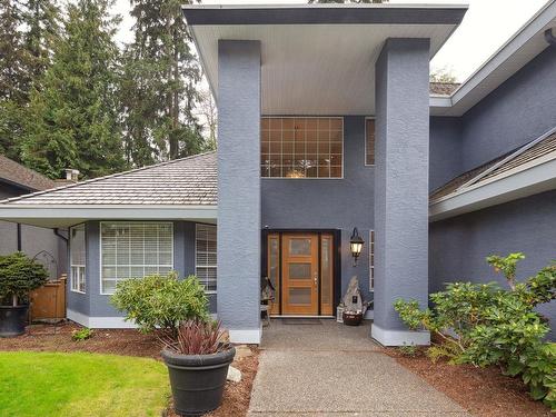 1631 Emerson Court, North Vancouver, BC 