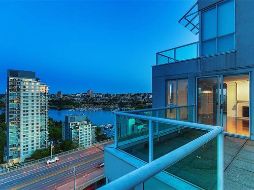 2304 1500 Howe Street, Vancouver, BC 