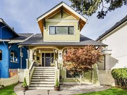 153 W 19TH AVENUE  Vancouver, BC V5Y 2B5