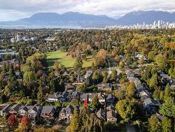 1833 W 35TH AVENUE  Vancouver, BC V6M 1H5