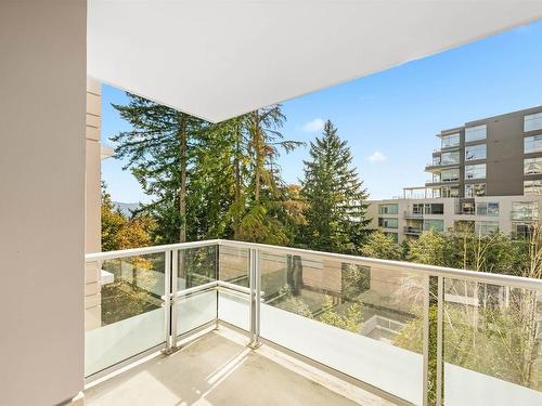 612 9266 University Crescent, Burnaby, BC 