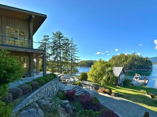 4355 Blind Bay Shoreline, Nelson Island, BC 