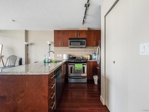 606 8280 Lansdowne Road, Richmond, BC 