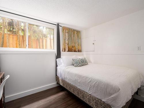 530 W 14Th Street, North Vancouver, BC 