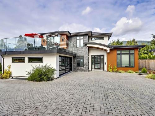 3560 Highland Boulevard, North Vancouver, BC 