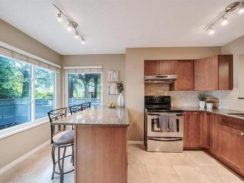 4738 Cedarglen Place, Burnaby, BC 