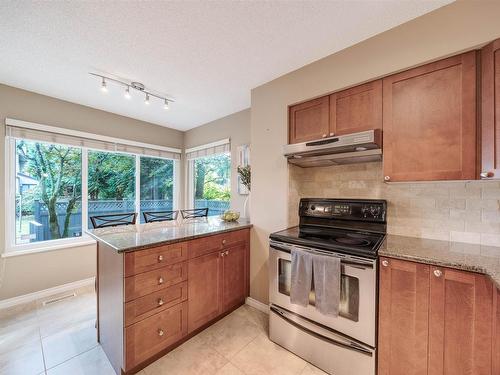 4738 Cedarglen Place, Burnaby, BC 