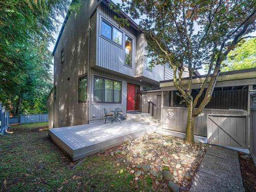 4738 Cedarglen Place, Burnaby, BC 