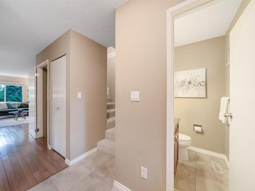 4738 Cedarglen Place, Burnaby, BC 