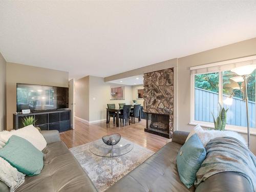 4738 Cedarglen Place, Burnaby, BC 