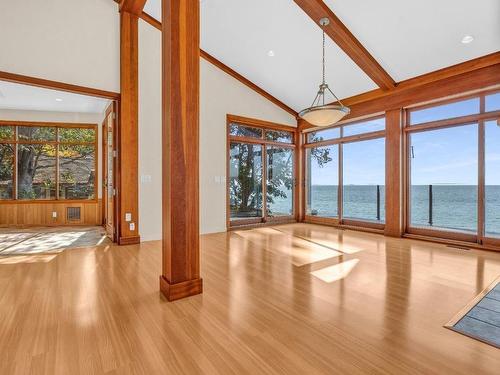 4893 Sunshine Coast Highway, Sechelt, BC 