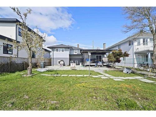 7768 18Th Avenue, Burnaby, BC 