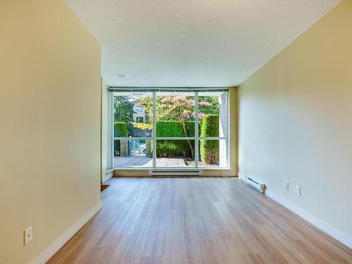 209 9232 University Crescent, Burnaby, BC 