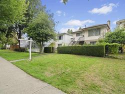 748 RUPERT STREET  Vancouver, BC V5K 4K9