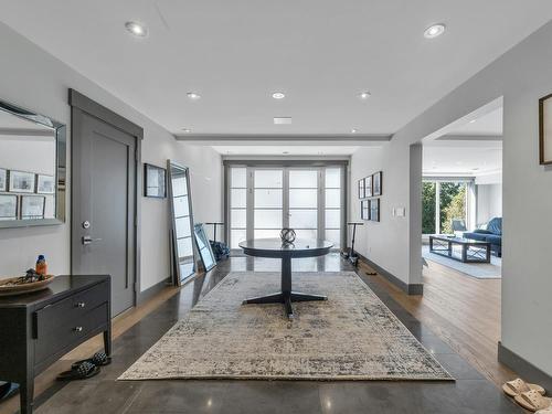 3865 Southridge Avenue, West Vancouver, BC 