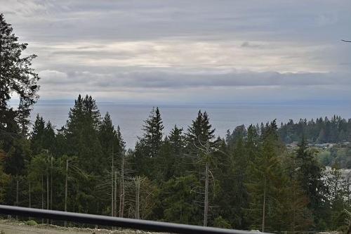 5782 Sargeant Bay Heights Road, Halfmoon Bay, BC 