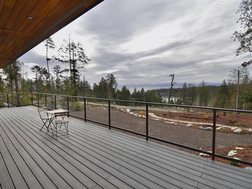 5782 Sargeant Bay Heights Road, Halfmoon Bay, BC 