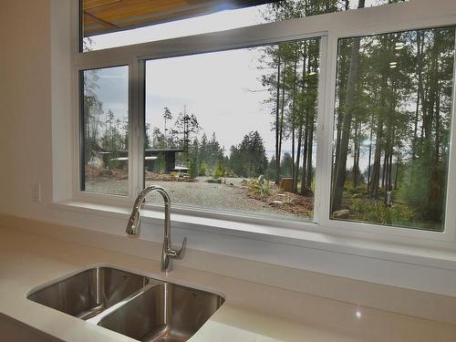 5790 Sargeant Bay Heights Road, Halfmoon Bay, BC 