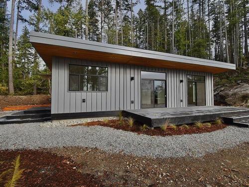 5790 Sargeant Bay Heights Road, Halfmoon Bay, BC 