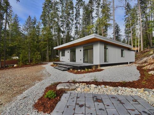 5790 Sargeant Bay Heights Road, Halfmoon Bay, BC 