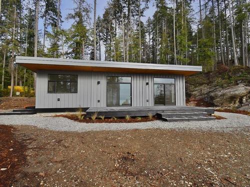 5790 Sargeant Bay Heights Road, Halfmoon Bay, BC 