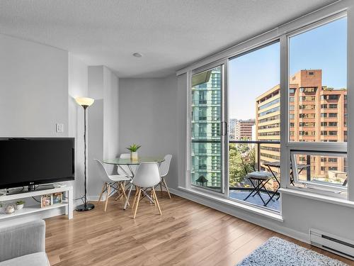 1003 1212 Howe Street, Vancouver, BC 