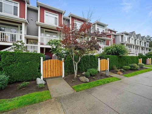 8 4388 Moncton Street, Richmond, BC 