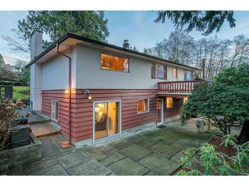 3737 Calder Avenue, North Vancouver, BC 